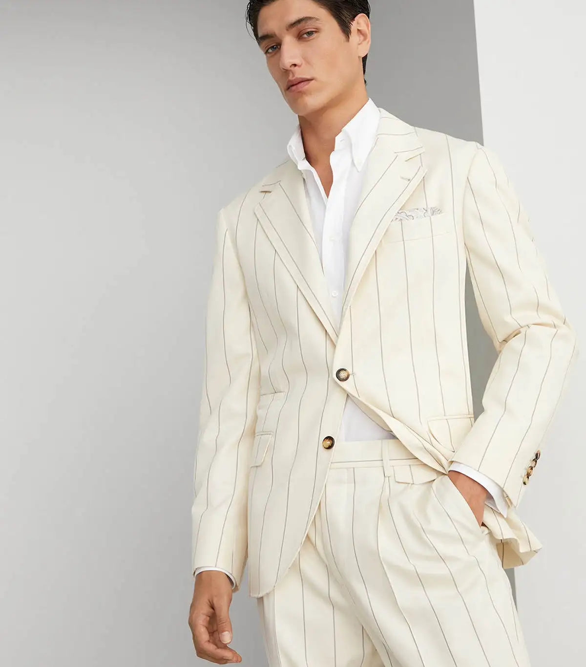 Pinstriped Men Wedding Suits Notched Lapel Single Breasted Tuxedos Groom Business Party 2 Psc Blazer Pants Custom Made