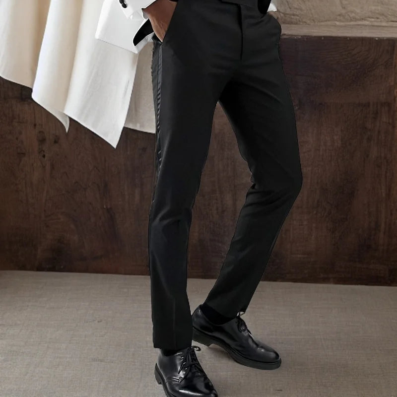 Men's Classic Fit Black Dress Pants with Flat Front and Slim Leg Design