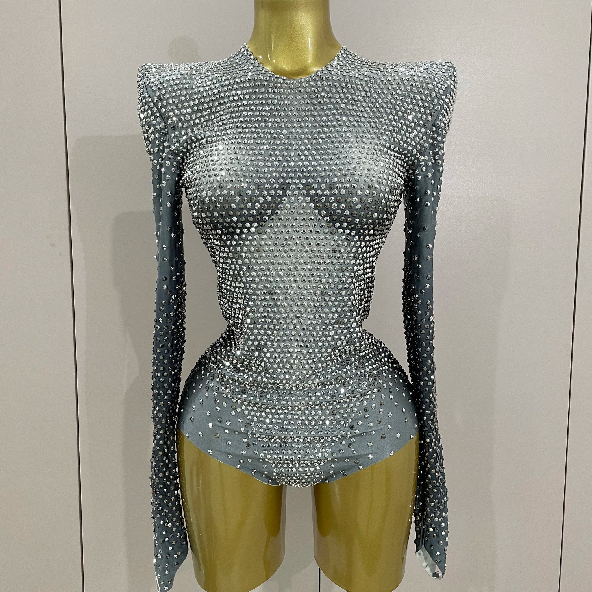 Body extensible à manches longues avec strass argentés scintillants pour femme, tenue de soirée de luxe, fête d'anniversaire, boîte de nuit, costume de scène
