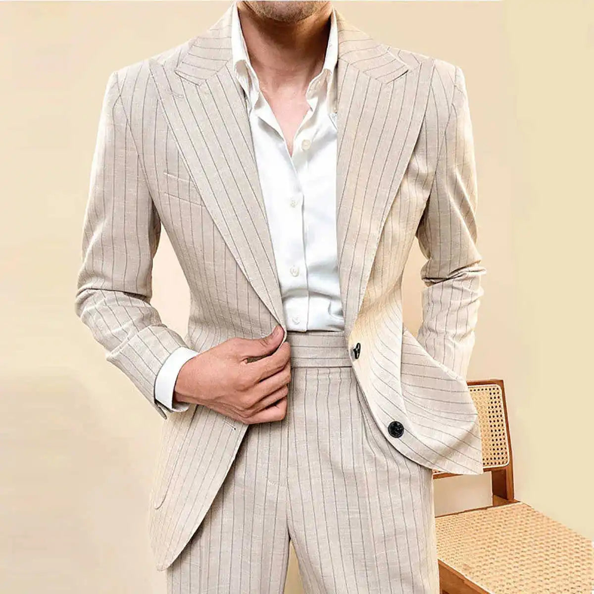 Classic Men Wedding Suits 2 Pcs Peaked Lapel Tuxedos for Bridegroom Blazer Pants for Party Business Groom Custom Made
