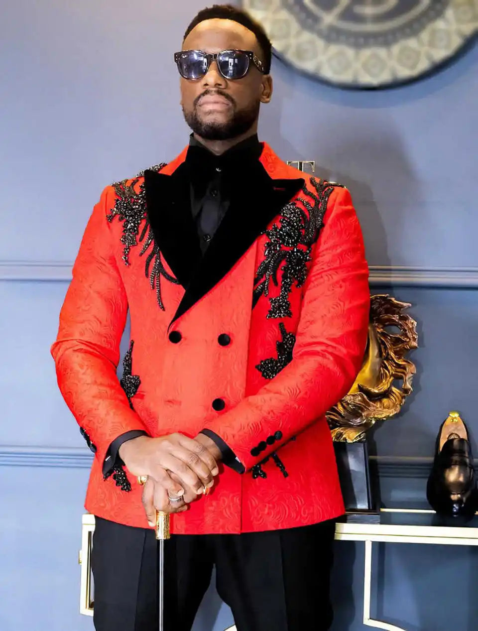 Fashion Appliques Wedding Suits for Groom Peaked Lapel Tuxedos Double Breasted 2 Pcs Jacket with Pants Party Customized