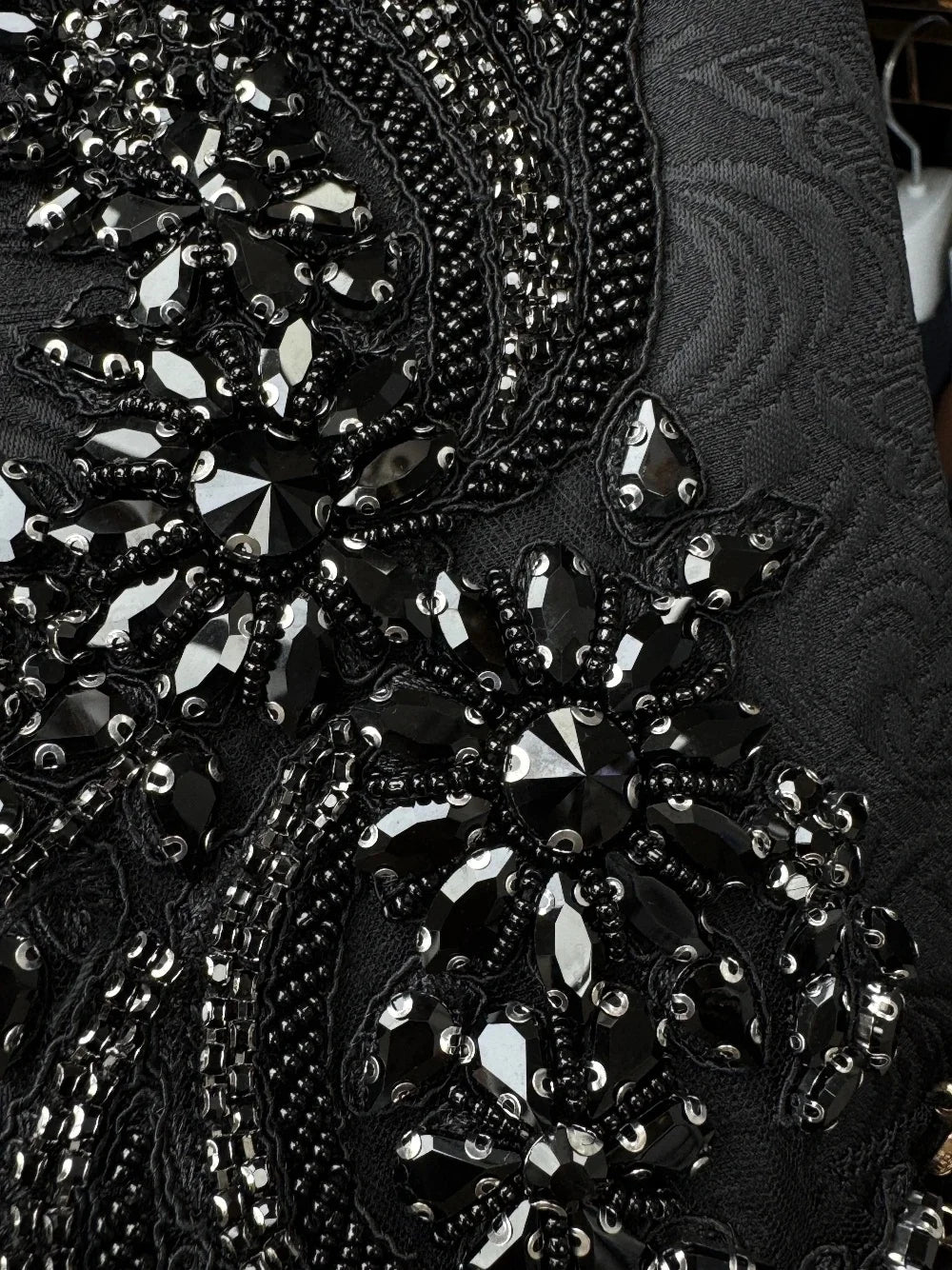 Luxury Men Suits Tailor-Made 3 Pieces Appliques Shawl Lapel Jacket Rhinestone Tassel Jacquard Groom Customized Coat Vest Pants
