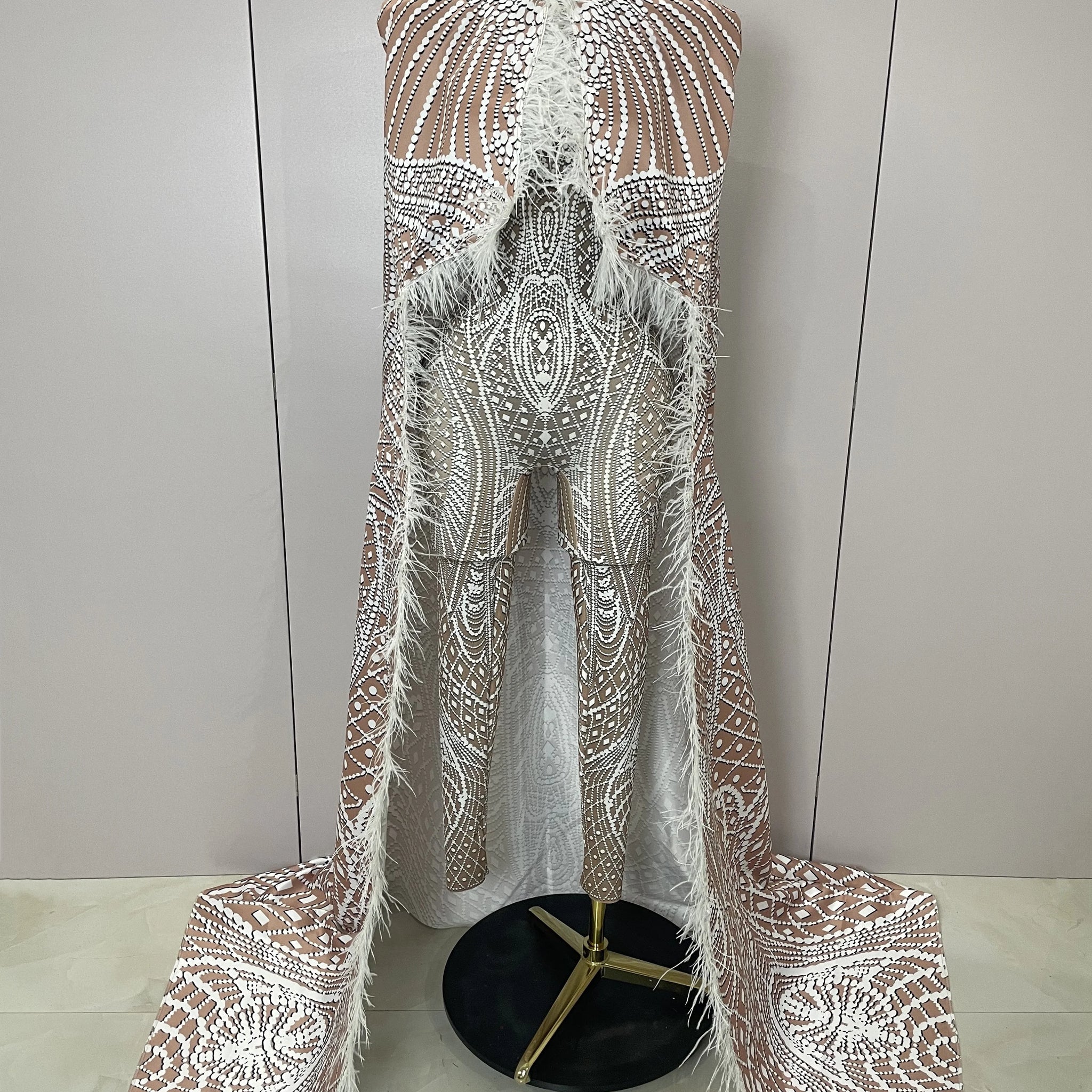 Luxury Feathers Cloak White Printing Sexy Sheath Jumpsuit Women Evening Party Bar Nightclub Singer Stage Performance Costume