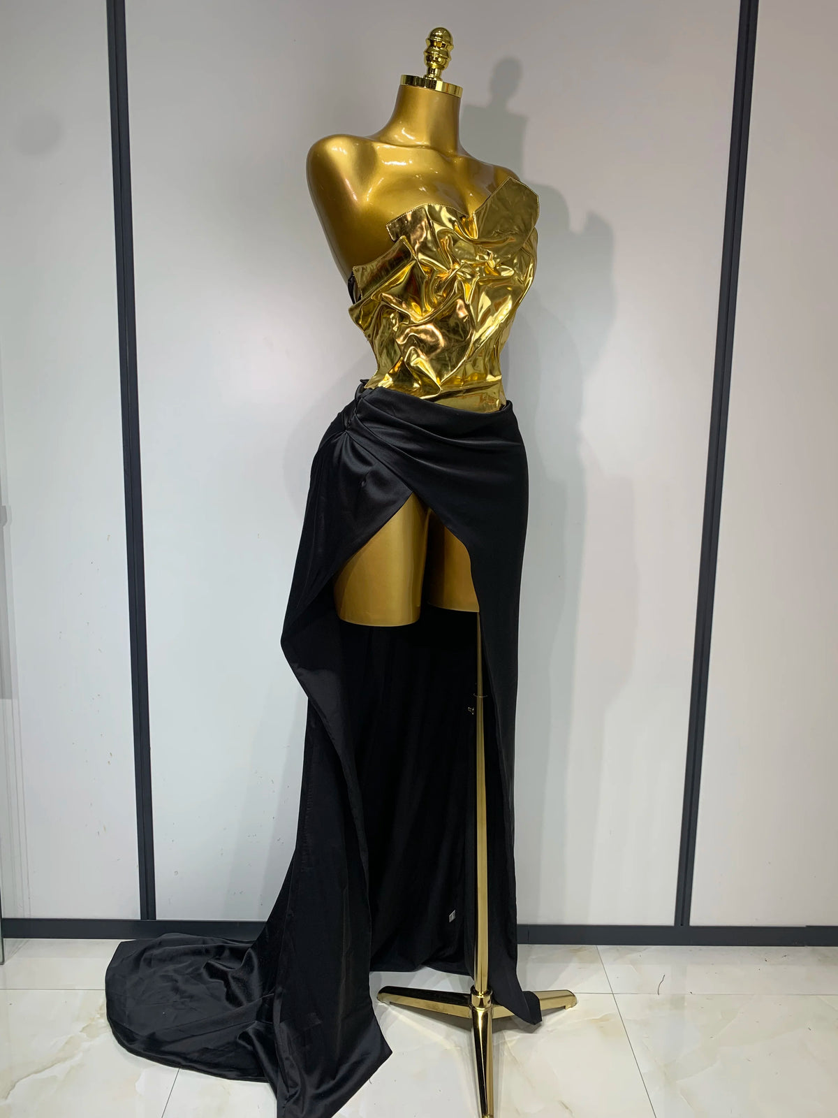 Women Gold Color Sexy Laced-up Tops 2 Pieces Set Long Dress Celebrate Evening Party Celebrity Elegant Dress