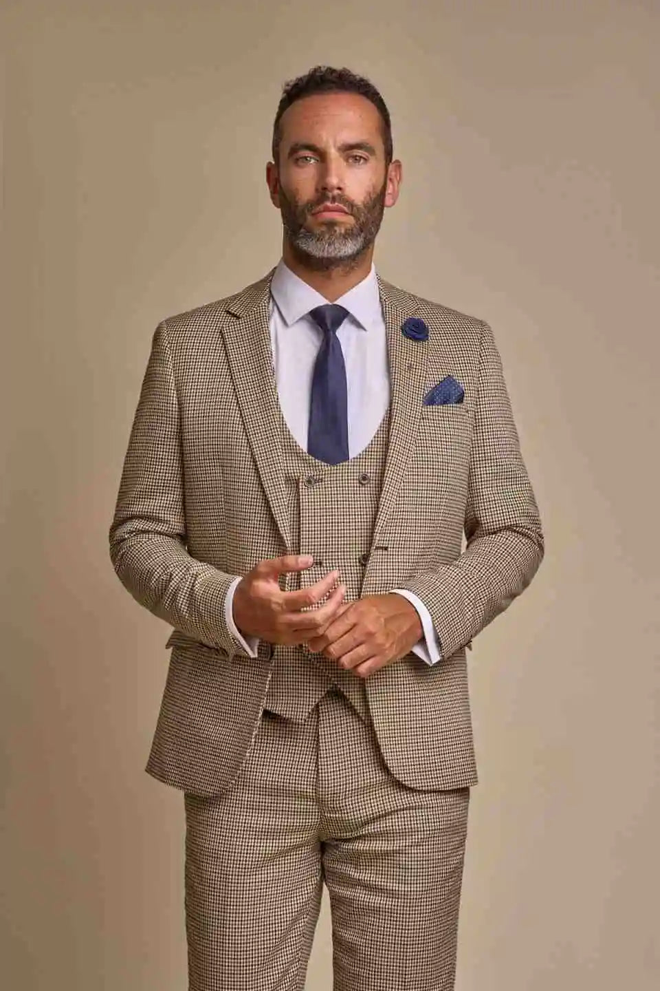 Classic Wedding Suits for Groom Notched Lapel Tuxedos Single Breasted 3 Pcs Jacket Vest with Pants Customized
