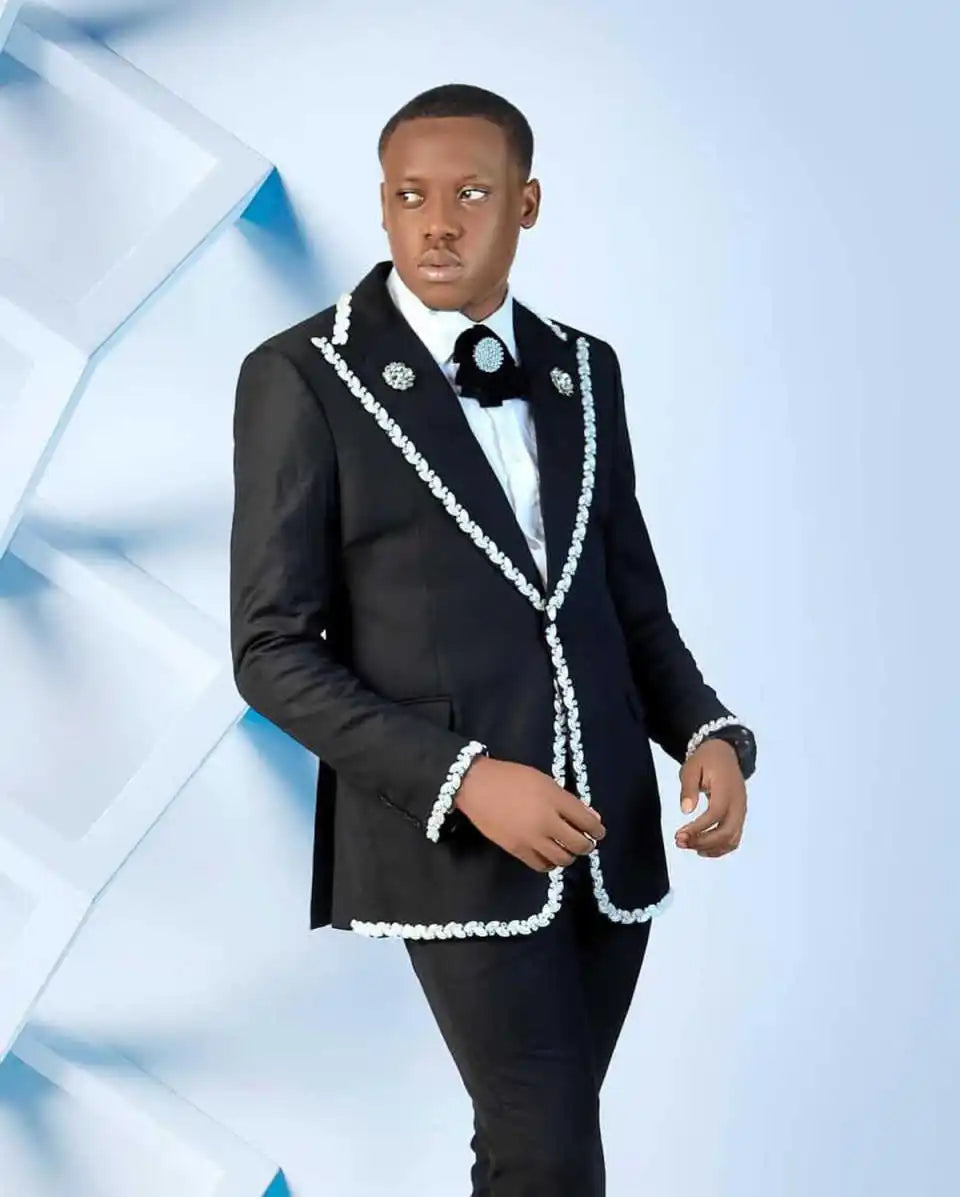 Casual Wedding Tuxedos Crystal Jacket Pants Men Suit Classic Fit 2 Pcs Peaked Lapel Evening Party Male Outfits Customized