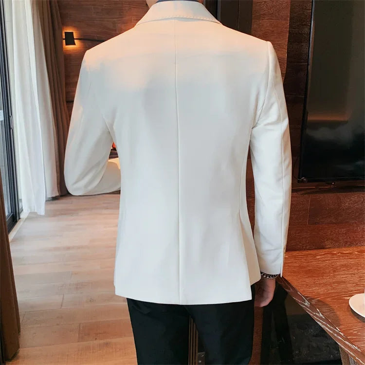 Chaqueta informal verde de dos botones con solapa y corte entallado para hombre