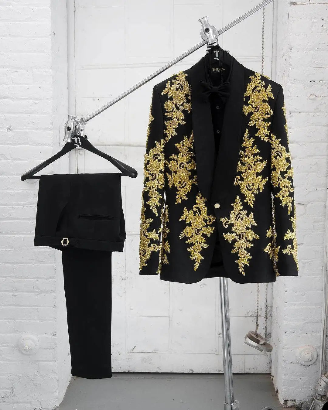 Gorgeous Men's Suit Crystal Shawl Lapel Blazer 2 Pieces Set Celebrity Outfits Coat Prom Formal Occasion Customized Jacket Pants