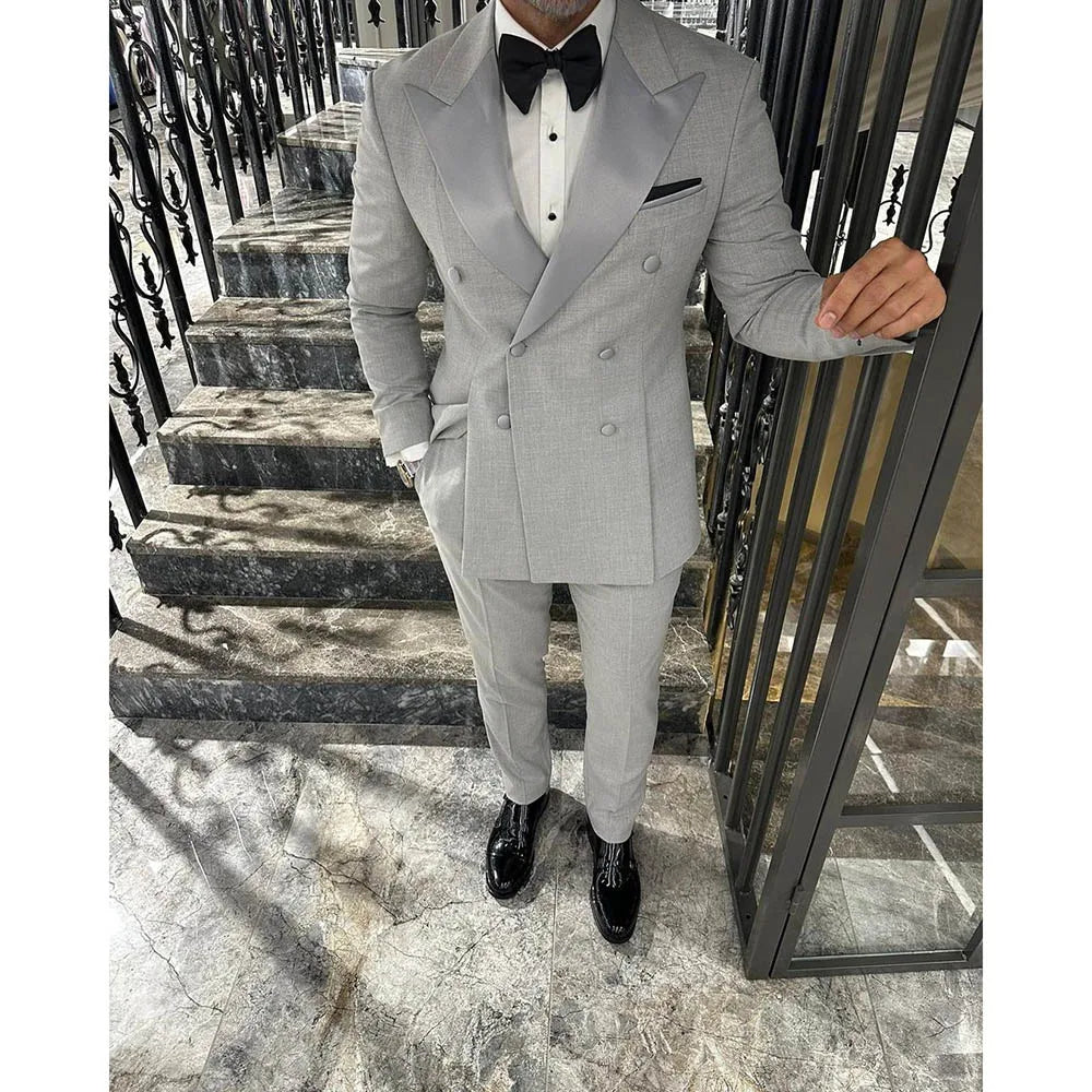 Trajes de moda para hombre, color sólido, a medida, doble botonadura, blazer dividido, solapa de pico, largo regular, corte entallado, ropa masculina, disfraz