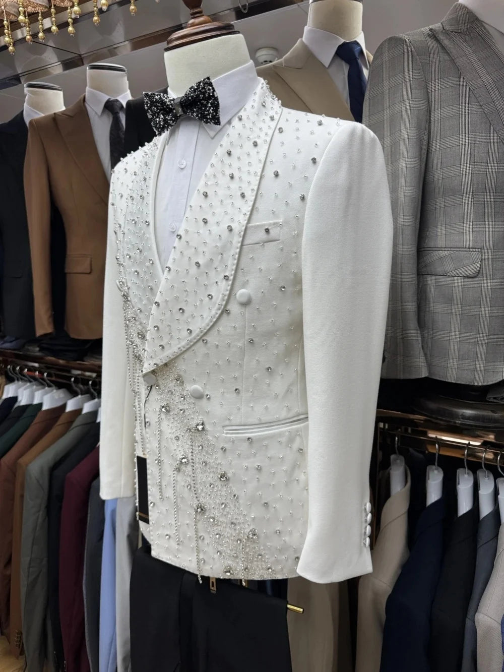 Men Suits Rhinestone Tailor-Made 2 Pieces Beaded Shawl Lapel Jacket Tassel Blazer Double Breasted Groom Customized Coat Pants