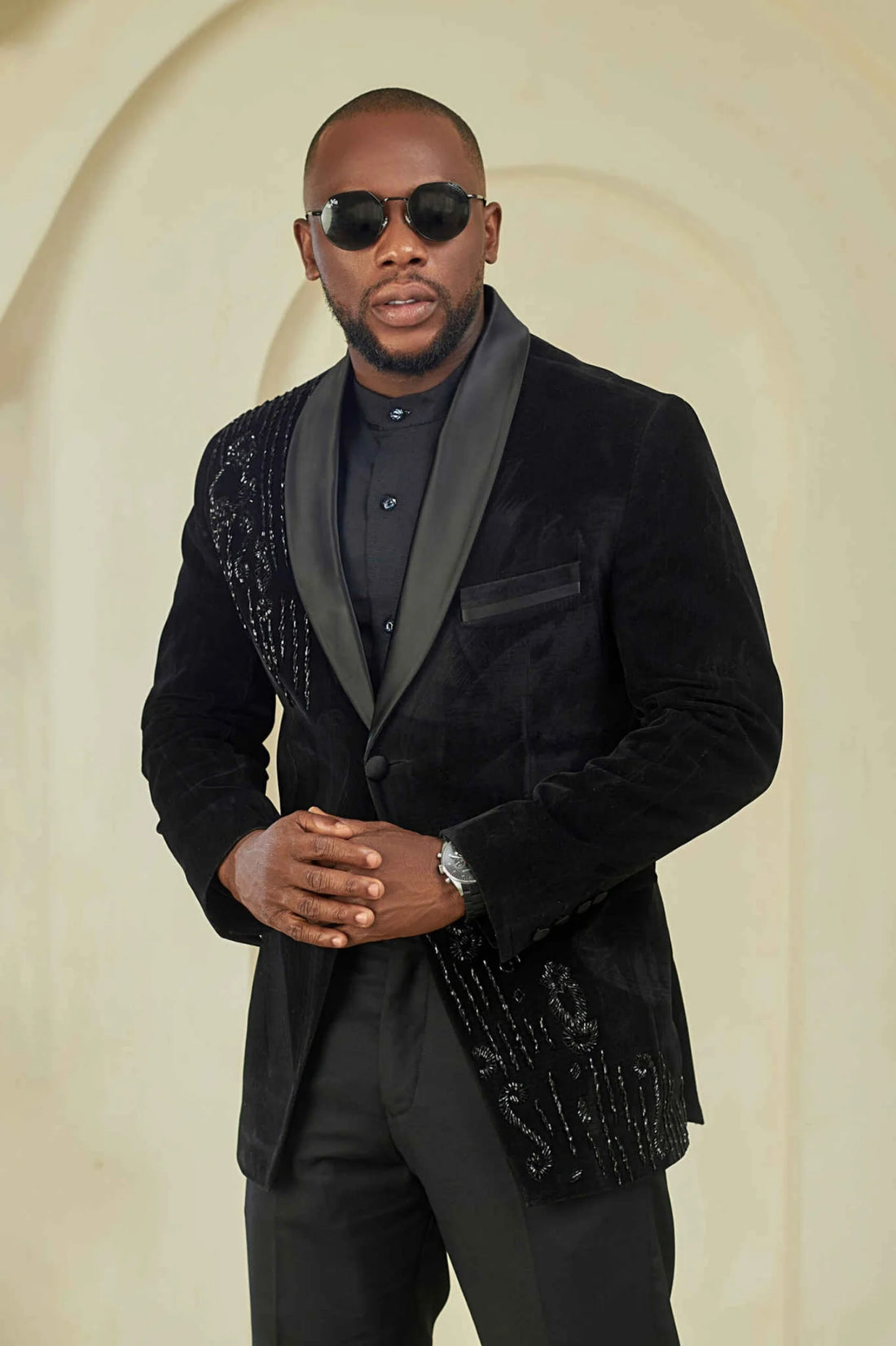 Velvet Wedding Groom Tuxedo 2Pcs Blazer Pants One Button Shawl Lapel Appliques Rhinestones Prom Banquet Wear Customized