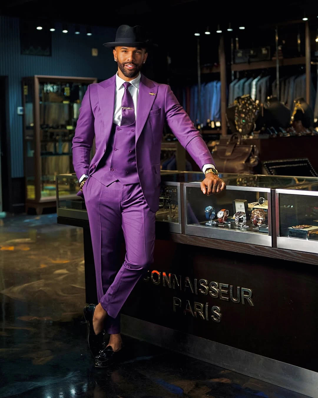 Simple Men Suits Wedding Peaked Lapel Tailor-Made 2 Pieces Set Jacket Two Button Blazer Groom Customized Coat Pants