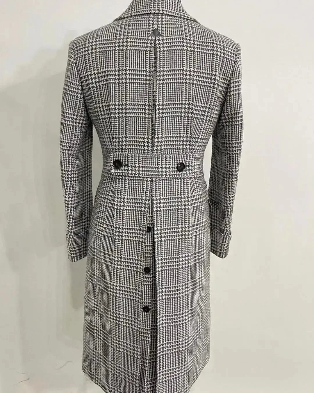 British Style Woolen Men Double Breasted Peaked Overcoat Business Autumn Winter Long Coats Custom Made Only Coat