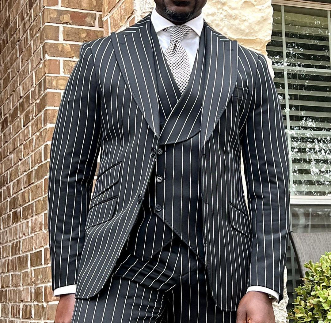 Costume classique noir pour homme d'affaires, veste trois pièces, gilet, pantalon, rayures, sur mesure, créateur, mariage, occasion formelle 