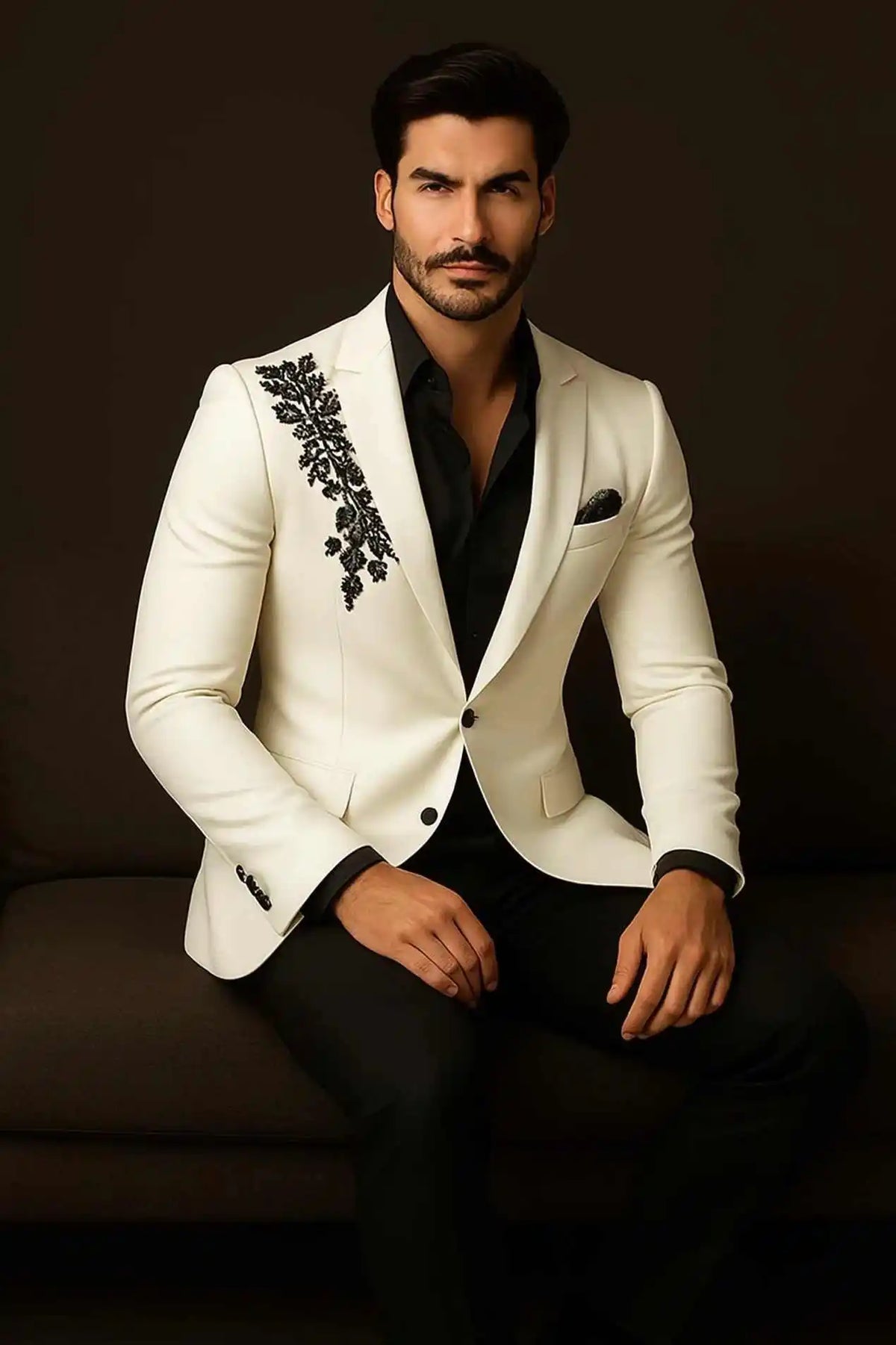 Elegant Man Tuxedos 2 Pcs Jacket Pants Wedding Suit Simple Beaded Single Breasted  Evening Groom Party Outfits Customized
