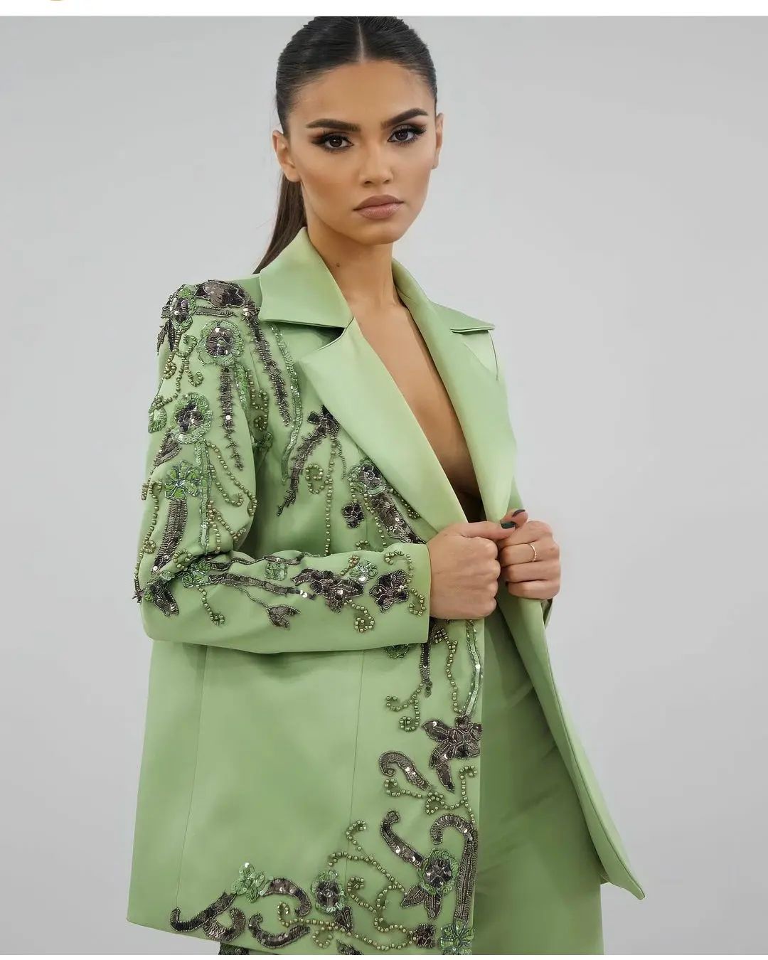 Blazer de mujer con cuentas hechas a mano, trajes con apliques, corte entallado, traje formal para fiesta de noche, boda, 2 piezas