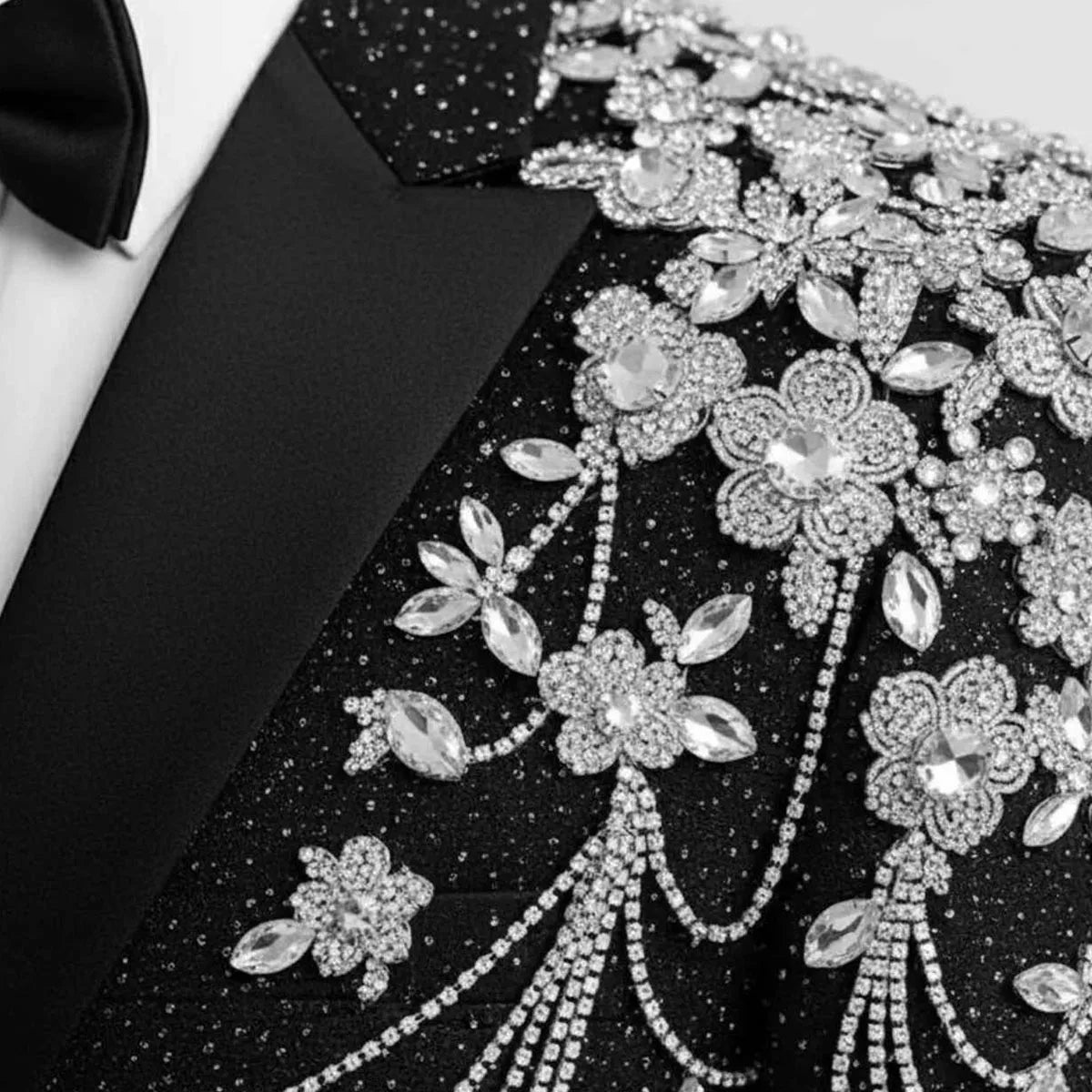 Customized Diamond Design Men Suit for Wedding 2 Pieces Sets Male Prom Blazer Sparkly Crystals Beaded Slim Trajes Para Hombre