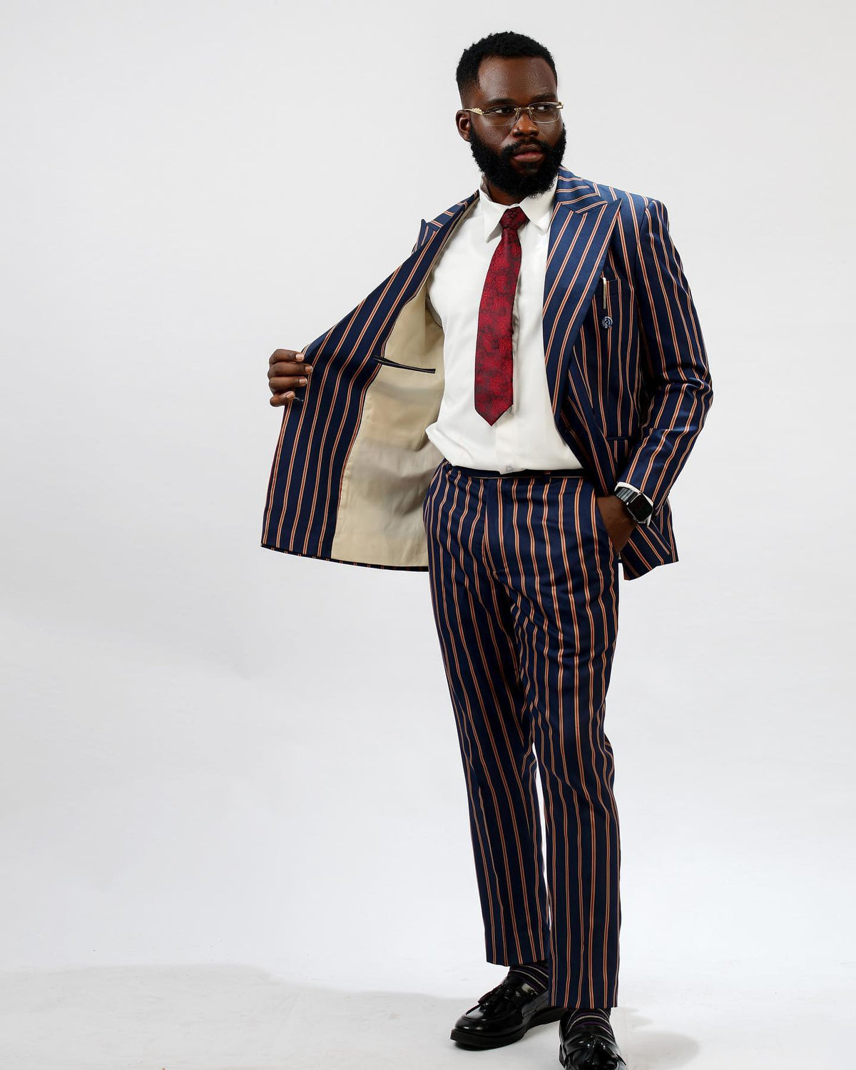 Luxury Men's Suit 2 Pieces Blazer Pants Double Breasted Peaked Lapel Business Formal Stripes Wedding Groom Tailored Costume Homme