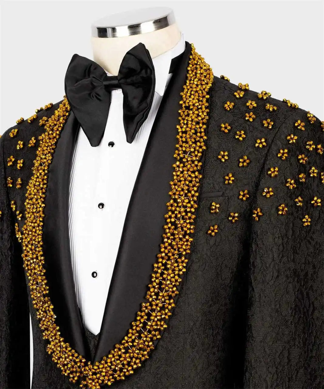Luxurious Beaded Men's Coat Shawl Lapel Tuxedos Single Breasted Groom Wear Business Party Prom Coats Only Blazer Customized