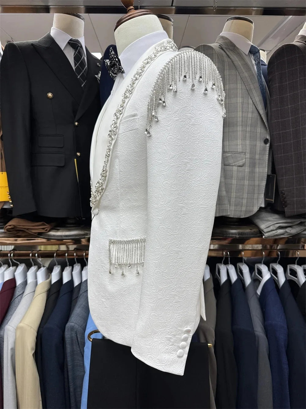 Luxury Crystal Men Suits Tailor-Made 2 Pieces Set Shawl Lapel Jacquard Jacket Tassel Blazer One-Button Customized Coat Pants