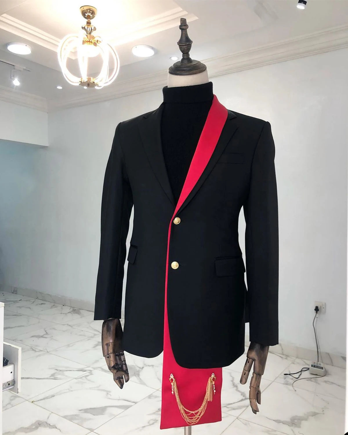 Leisure Mens Wedding Tuxedos Notched Lapel Groom Wear Black-Red Business Jacket Evening Party Custom Made Only Blazer