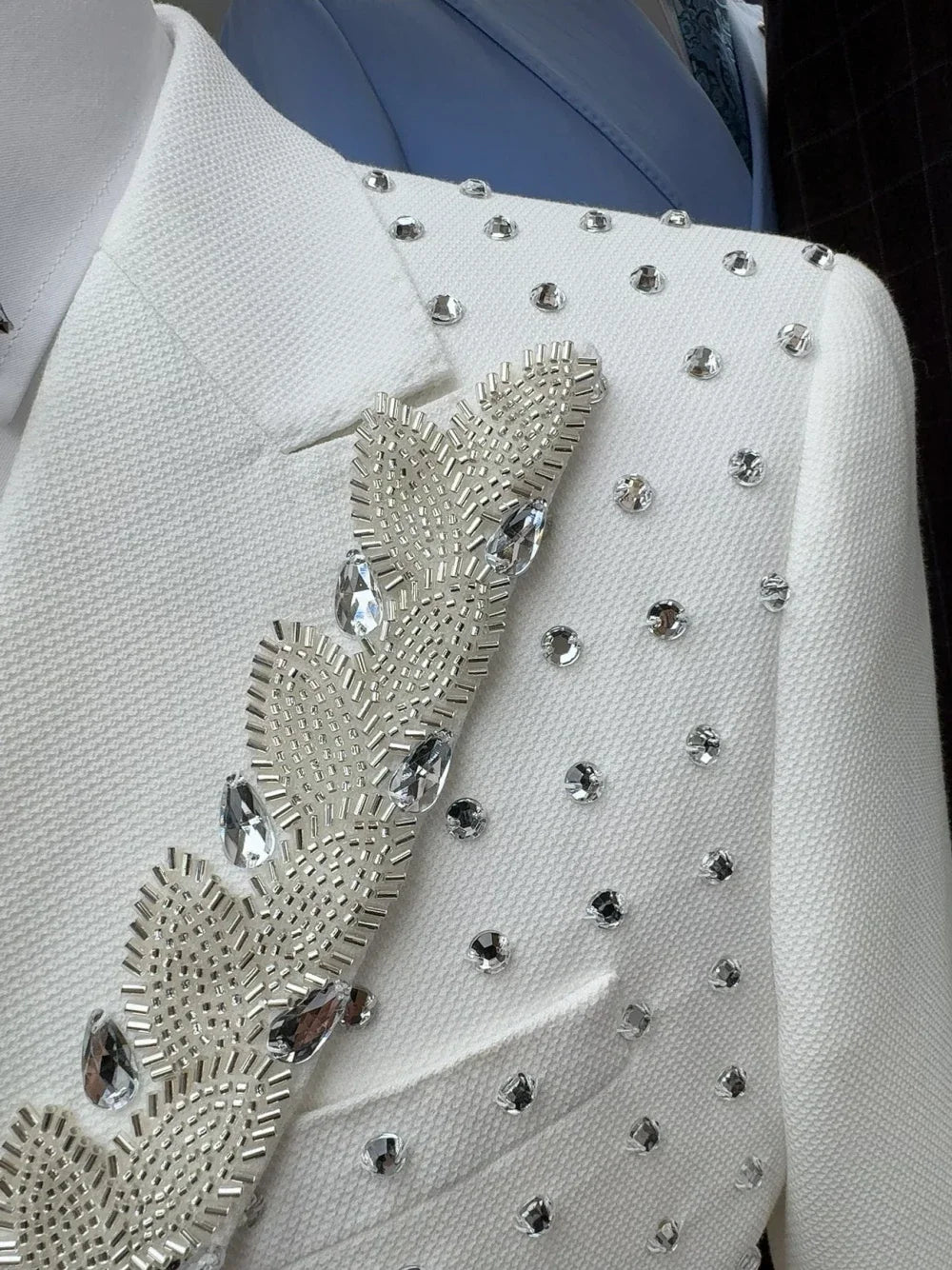 Luxury Men Suits 2 Pieces Set Coat Tailor-Made Peaked Lapel Blazer for Wedding Rhinestone Beading Customized Jacket Black Pants