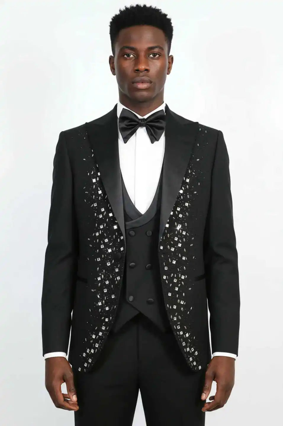 Luxury Wedding Tuxedos Beaded 3 Pcs Jacket Vest Pants Groom Suit Single Breasted Peaked Lapel Evening  Party Outfits Customized