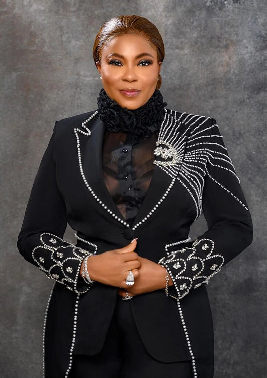 Crystal Beaded Women Pants Suits 2 Pcs Handmade Haute Couture Blazer Jacket And Pants Suits Customized Wedding Guest Formal Wear