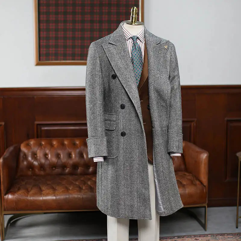 Classic Men Long Coat  Wool Blends Peaked Lapel Trench Coats Double Breasted Warm Jacket Plus Size Business Blazers Customized