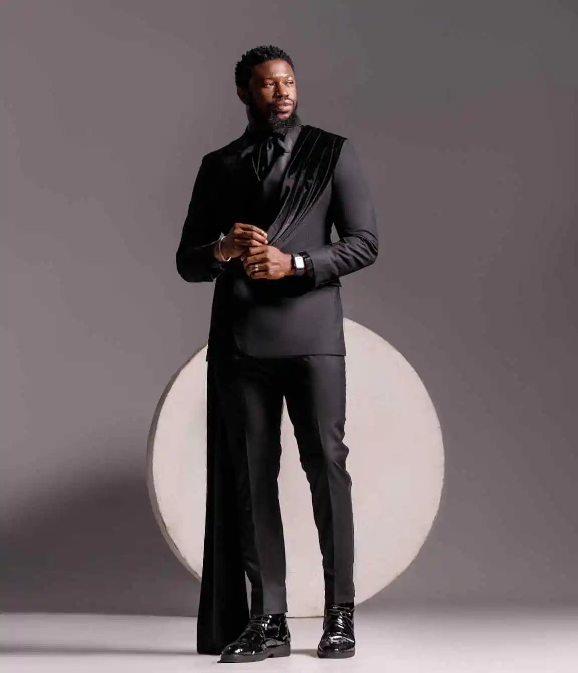 Handsome Man Tuxedos 2 Piece Set Jacket Pants Velvet Ribbon Men Suit Fashion Peaked Lapel Evening Wedding Groom Customized