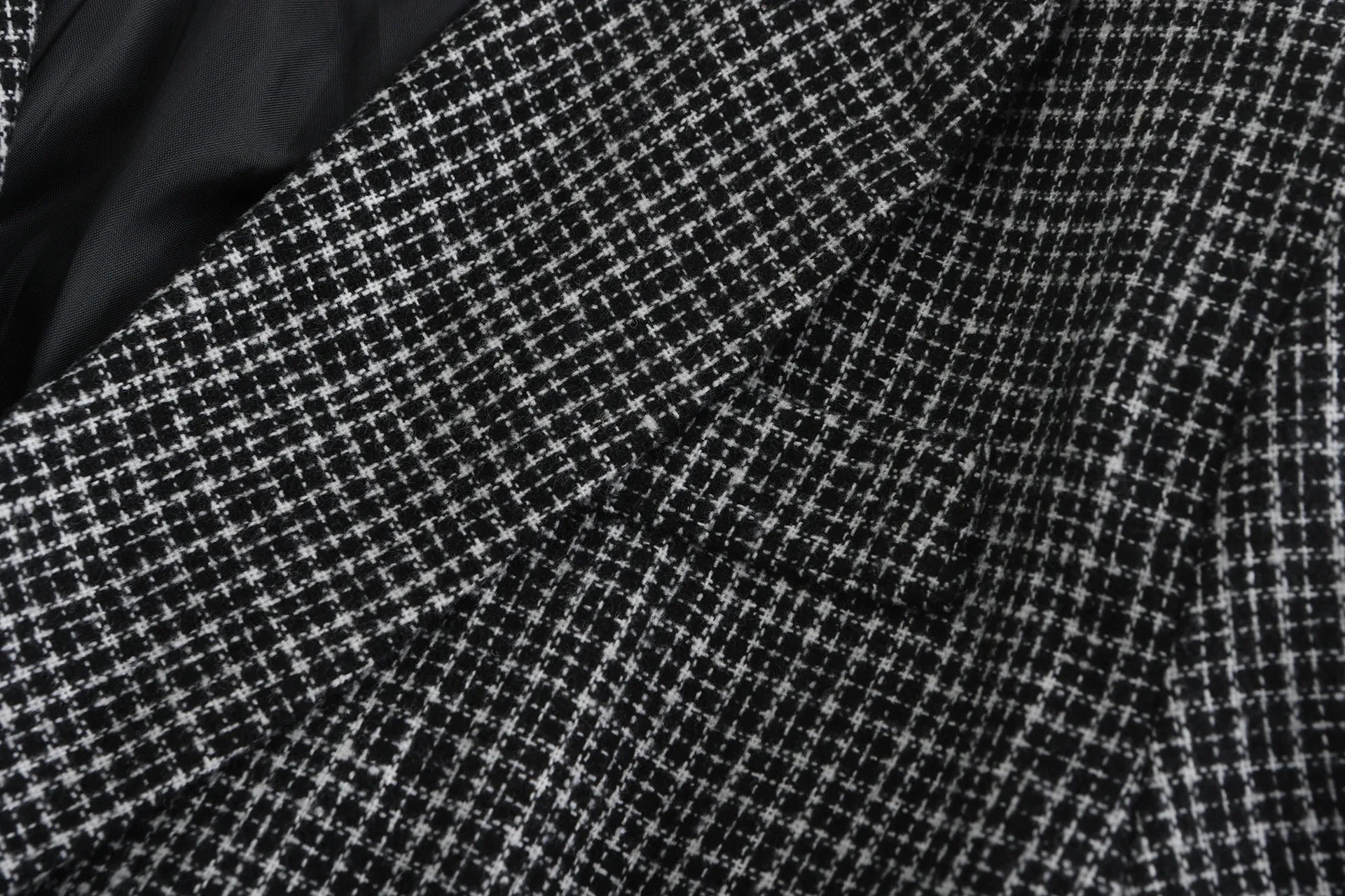 Autumn Men Blazers Slim Fit Plaid Suits Jackets Male Long Sleeve Double-breasted Outerwear Business Casual Coats