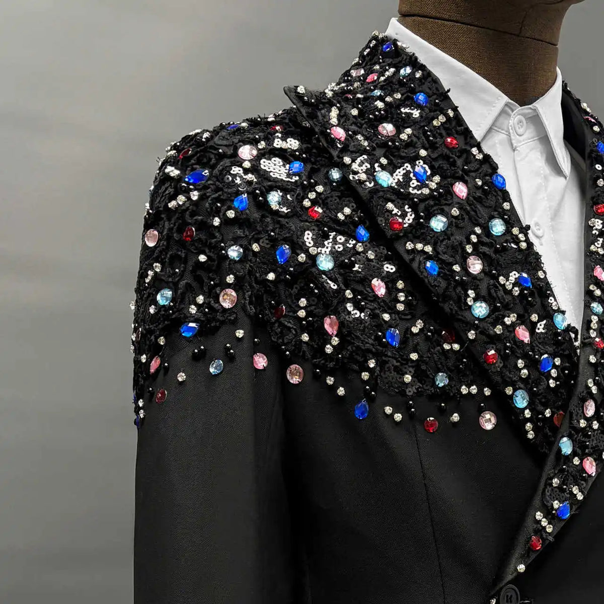 Luxurious Black Wedding Tuxedos 1 Piece Set Jacket Colorful Crystal Men Suit Peaked Lapel Customized Groom Wear Party Suits