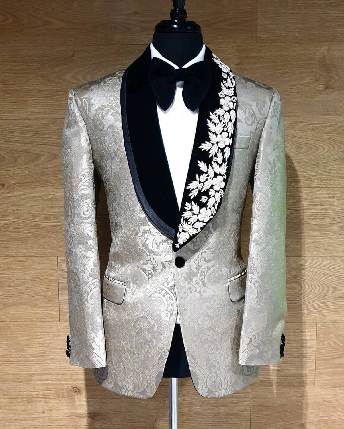 Men's Suit Tailor-Made 2 Pieces Set Coat Appliques Vintage Shawl Lapel Blazer Formal Occasion Customized Jacket Black Pants
