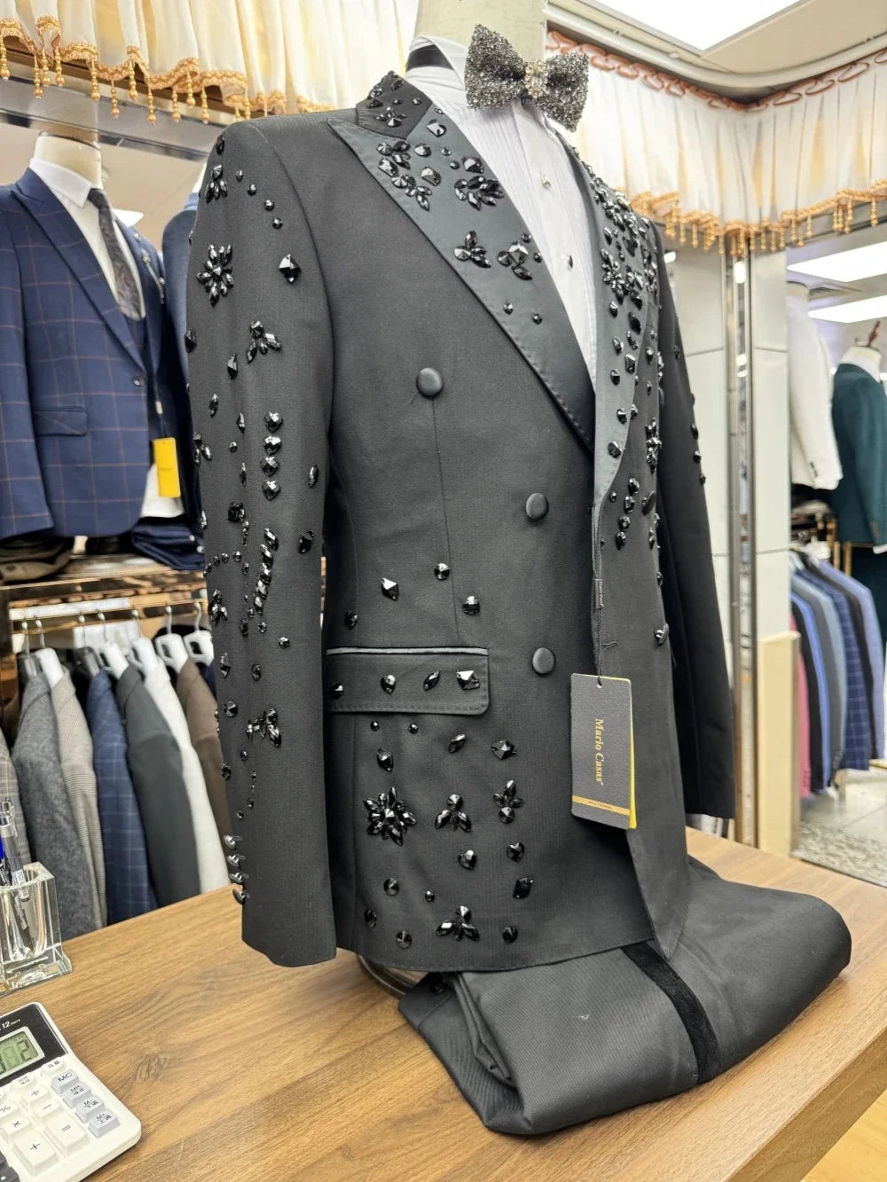 Stylish Men's Suit Peaked Lapel Blazer 2 Pieces Set Coat Crystal Prom Formal Occasion Double Breasted Customized Jacket Pants