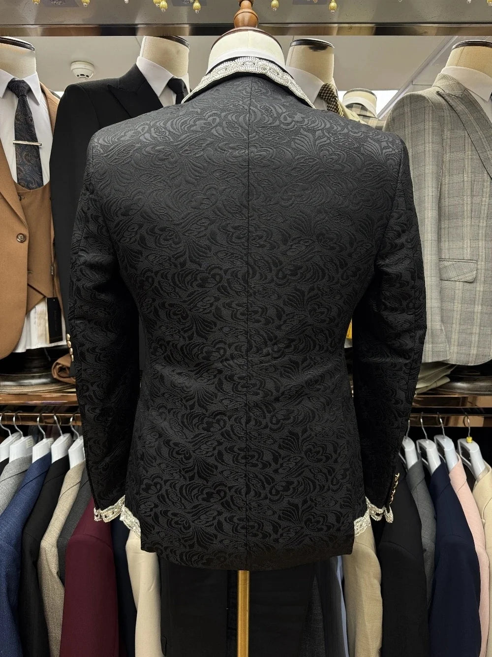 Elegant Men Suits Tailor-Made 3 Pieces Shawl Lapel Jacket Beading Blazer Jacquard One Button Groom Customized Coat Vest Pants