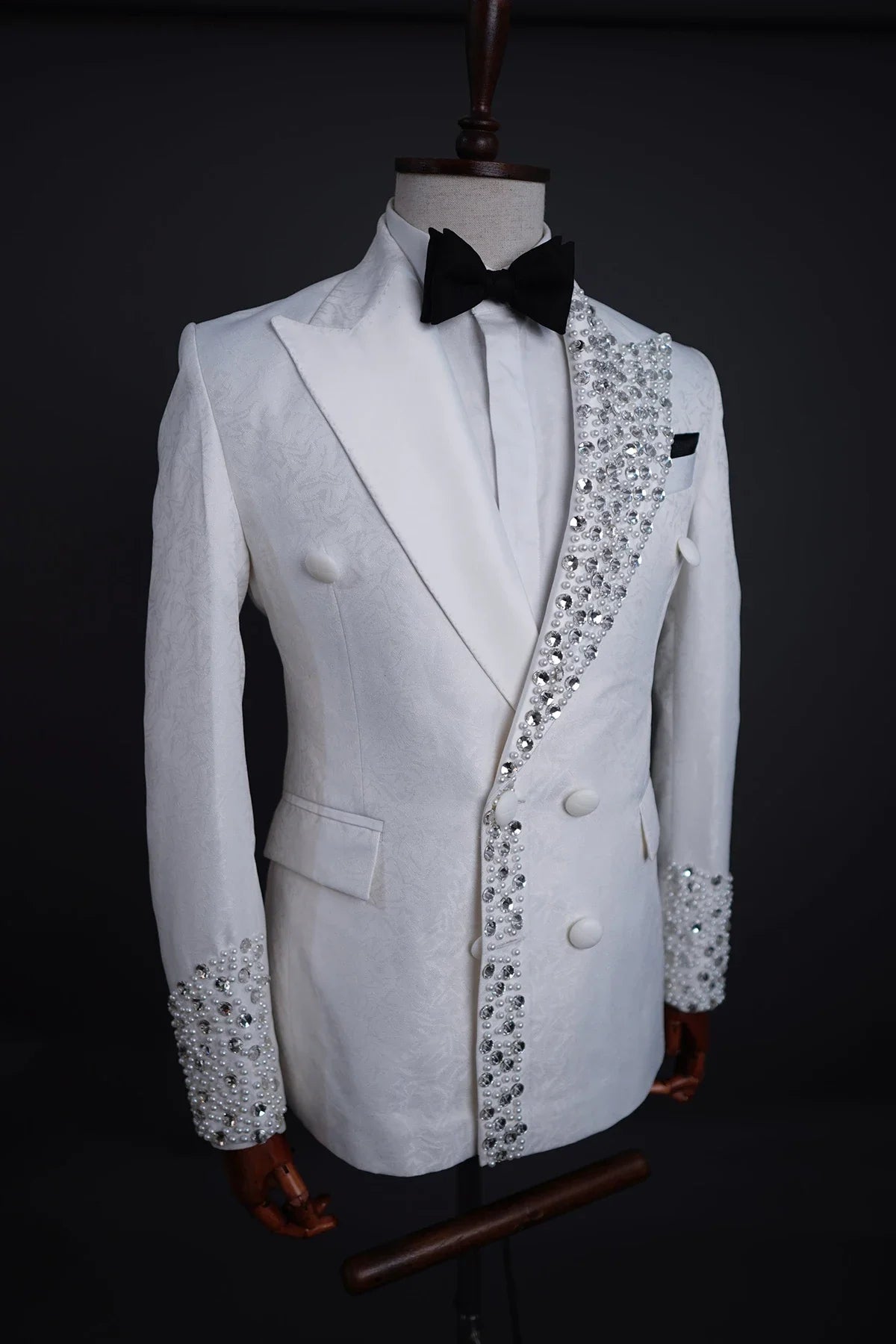 Costume smoking élégant en cristal blanc pour homme – Blazer croisé moderne à revers pointus – Coupe sur mesure pour mariages et événements formels