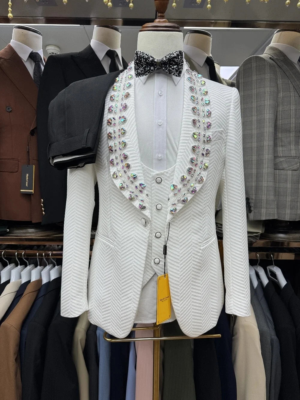 Elegant Men Suits Crystal Tailor-Made 3 Pieces Shawl Lapel Jacket Beading Blazer One Button Groom Customized Coat Vest Pants