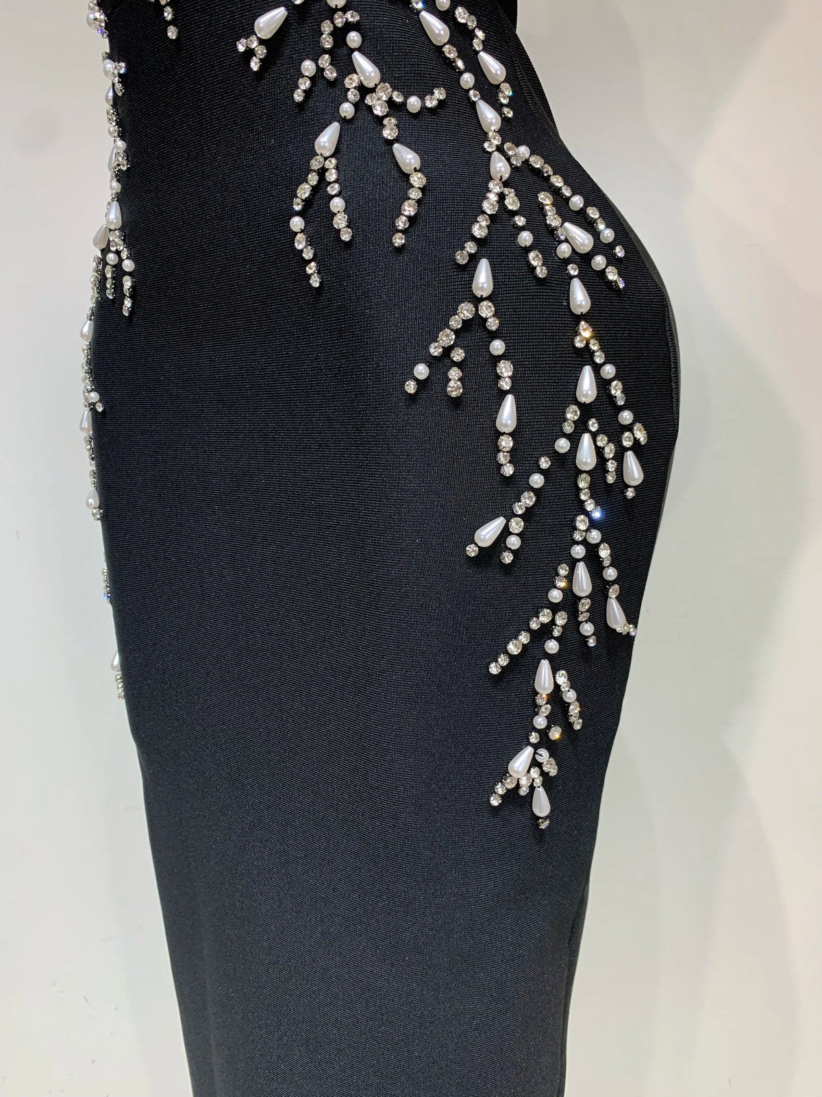 Women Sexy V Neck Black Beading Maxi Long Bodycon Bandage Dress Celebrity Elegant Evening Club Party Luxury Birthday Dress