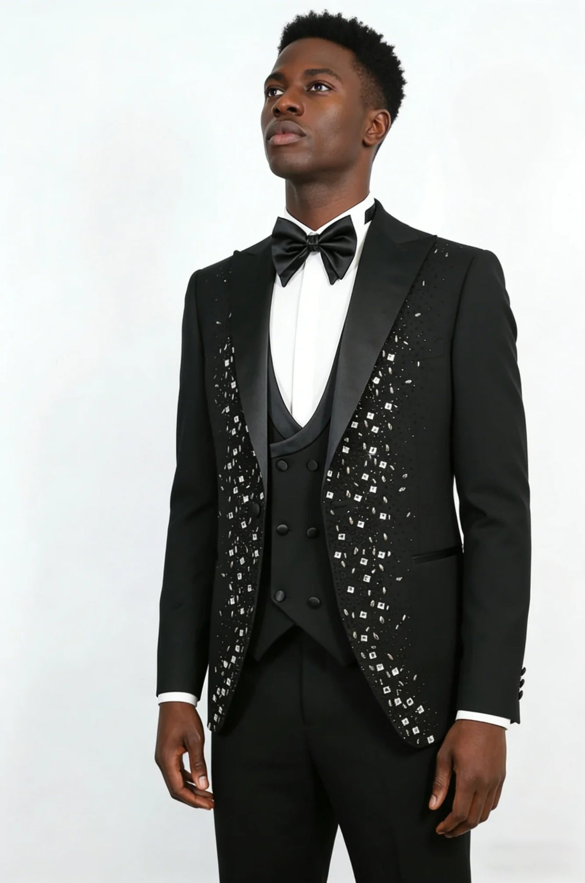 Luxury Wedding Tuxedos Beaded 3 Pcs Jacket Vest Pants Groom Suit Single Breasted Peaked Lapel Evening  Party Outfits Customized