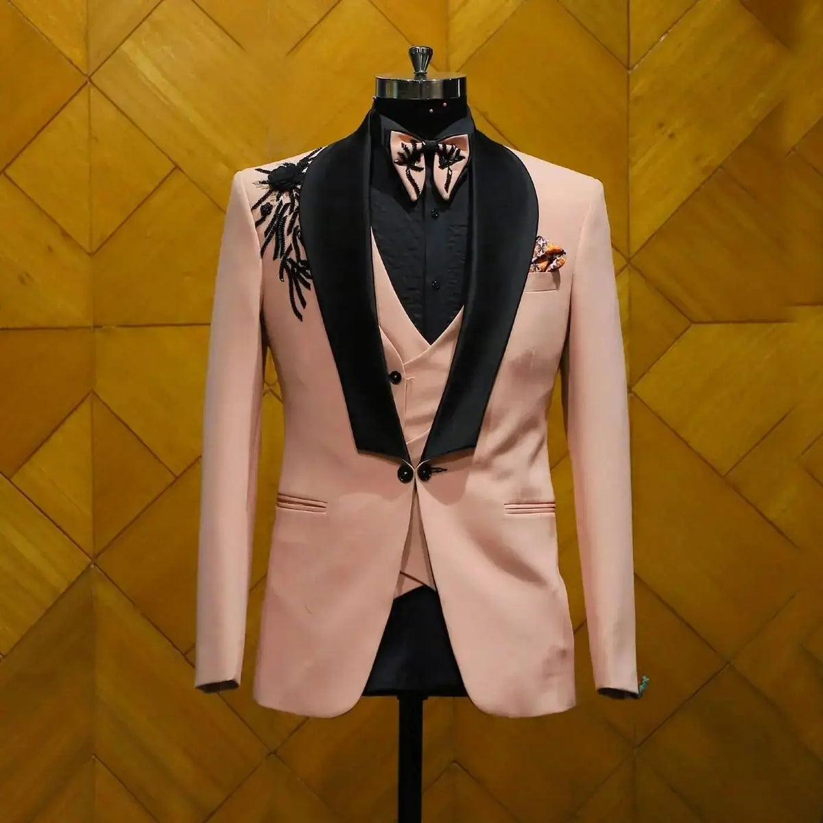 Men's Suits Tailored 3 Pieces Blazer Vest One Button Satin Wide Lapel Appliques Flowers Wedding Formal Custom Made Plus Size