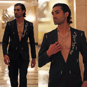 Stylish Men Suits Appliques Peaked Lapel Tailor-Made 2 Pieces Set Jacket Blazer One Button Groom Customized Coat Pants