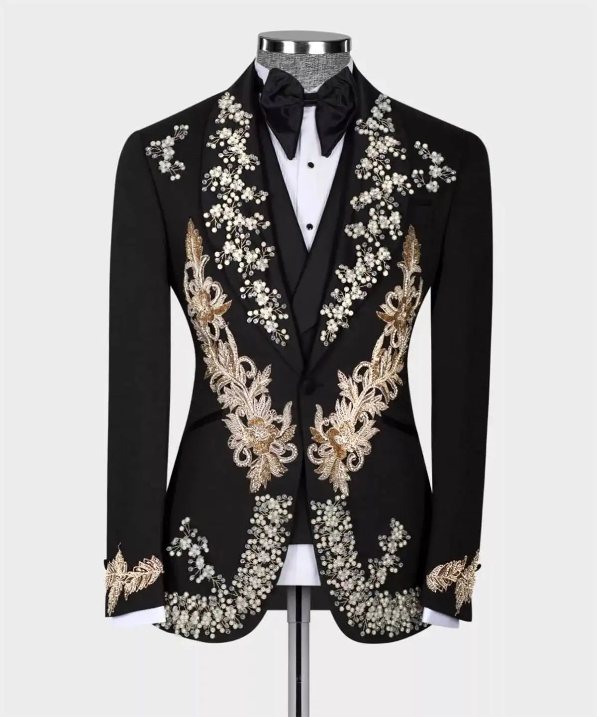 Elegant Men Suit 3 Piece Appliques Coat Blazer Suit Slim Formal Wedding Tuxedos Groom Business Prom Party Customized