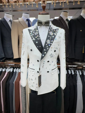 Stunning Men's Beaded Suit Peaked Lapel Blazer 2 Pieces Set Rhinestone Coat Prom Formal Occasion Customized Jacket Black Pants