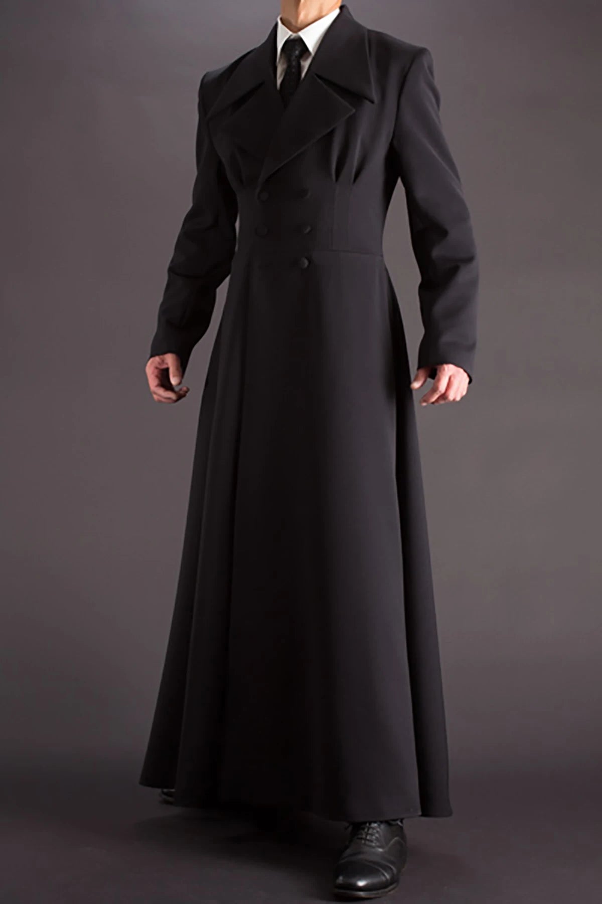 Elegant Custom Tailored Black Long Coat for Men - Premium Thick Fabric, Double Breasted Design, Perfect for Autumn and Formal Occasions