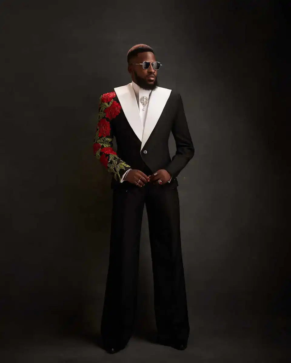 Appliques Gentle Men Suits for Wedding Peaked Lapel Single Breasted Tuxedos Groom Party 2 Pcs Blazer Pants Customized Suit