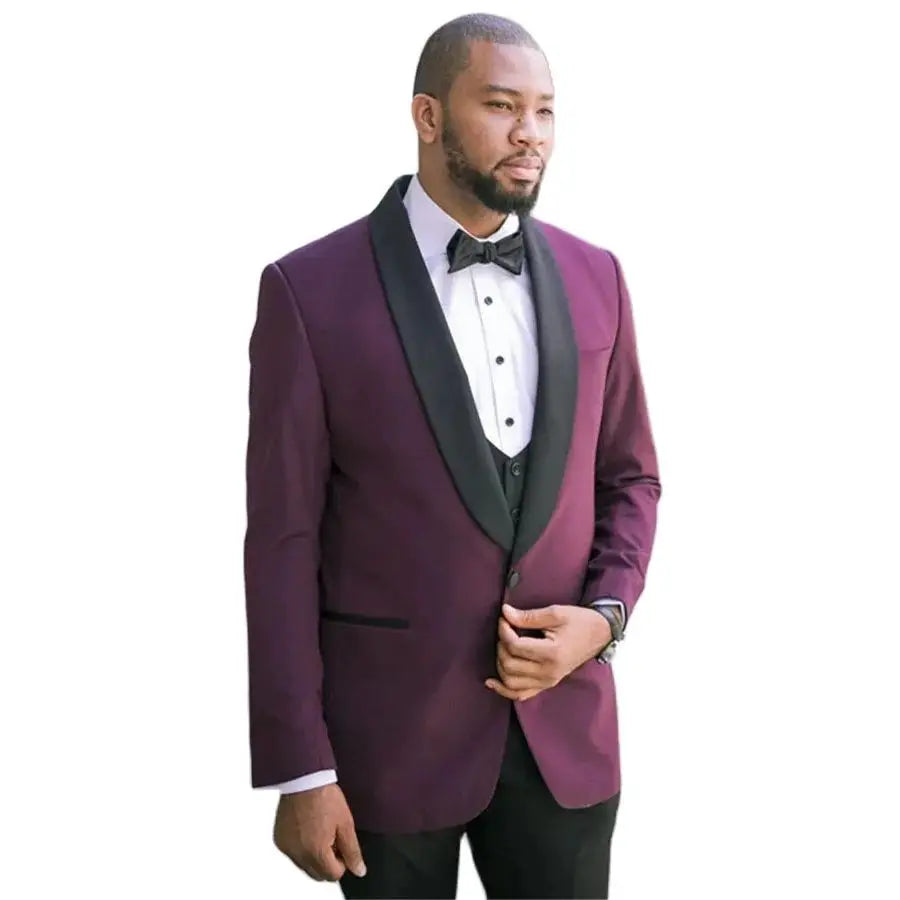 Trajes de hombre en rojo violáceo con solapa chal negra, botonadura sencilla, formales, de 3 piezas, chaqueta, pantalón, chaleco, blazer ajustado, conjunto completo, hecho a medida.