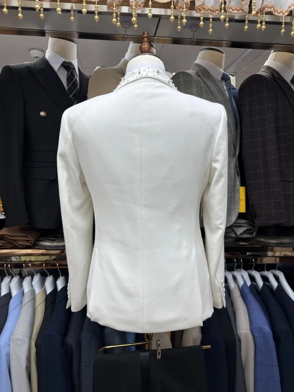 Men Suits Rhinestone Tailor-Made 2 Pieces Beaded Shawl Lapel Jacket Tassel Blazer Double Breasted Groom Customized Coat Pants