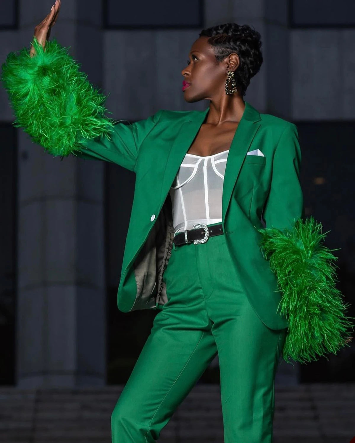 Green Fur Women Pants Suits Custom Made 2 Pieces Slim Fit Peaked Lapel Wedding Guest Wear
