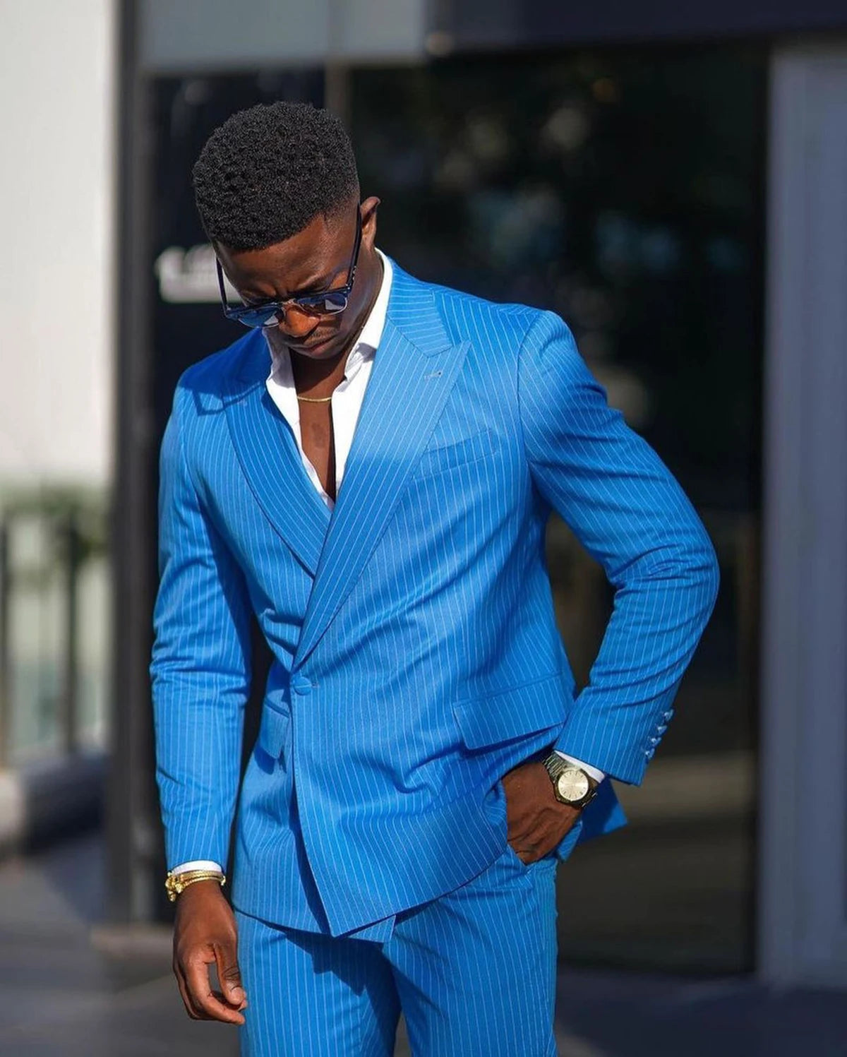 Costumes bleus pour hommes sur mesure 2 pièces blazer pantalon un bouton rayures fines smoking large revers affaires mariage grande taille sur mesure 