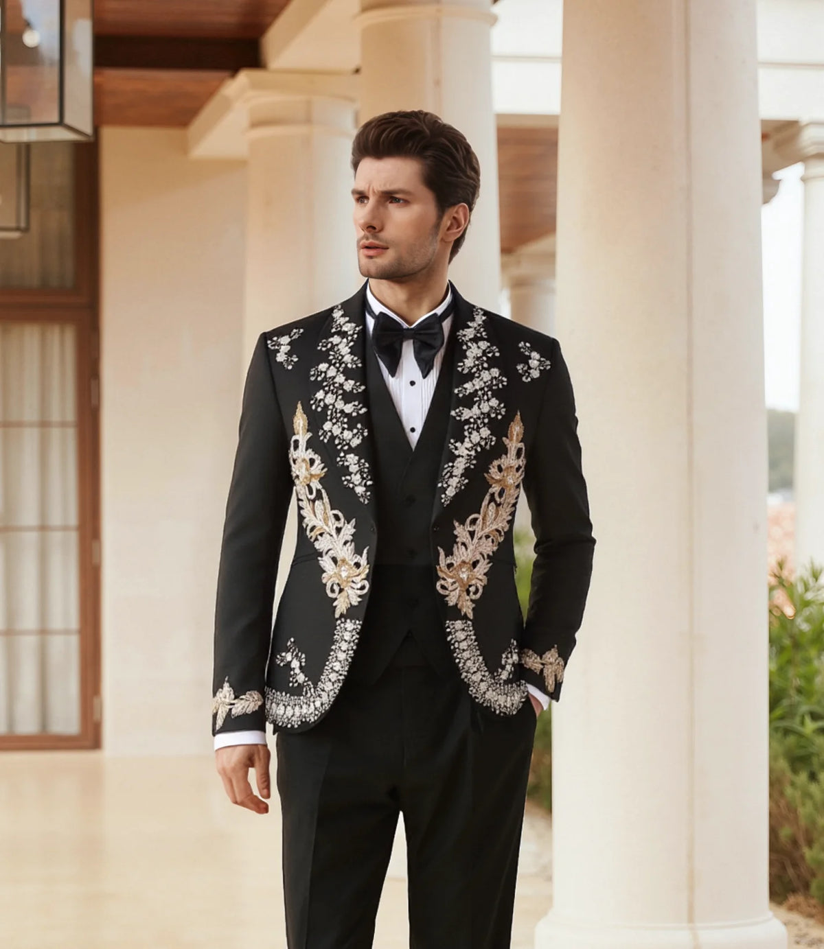 Elegant Men Suit 3 Piece Appliques Coat Blazer Suit Slim Formal Wedding Tuxedos Groom Business Prom Party Customized